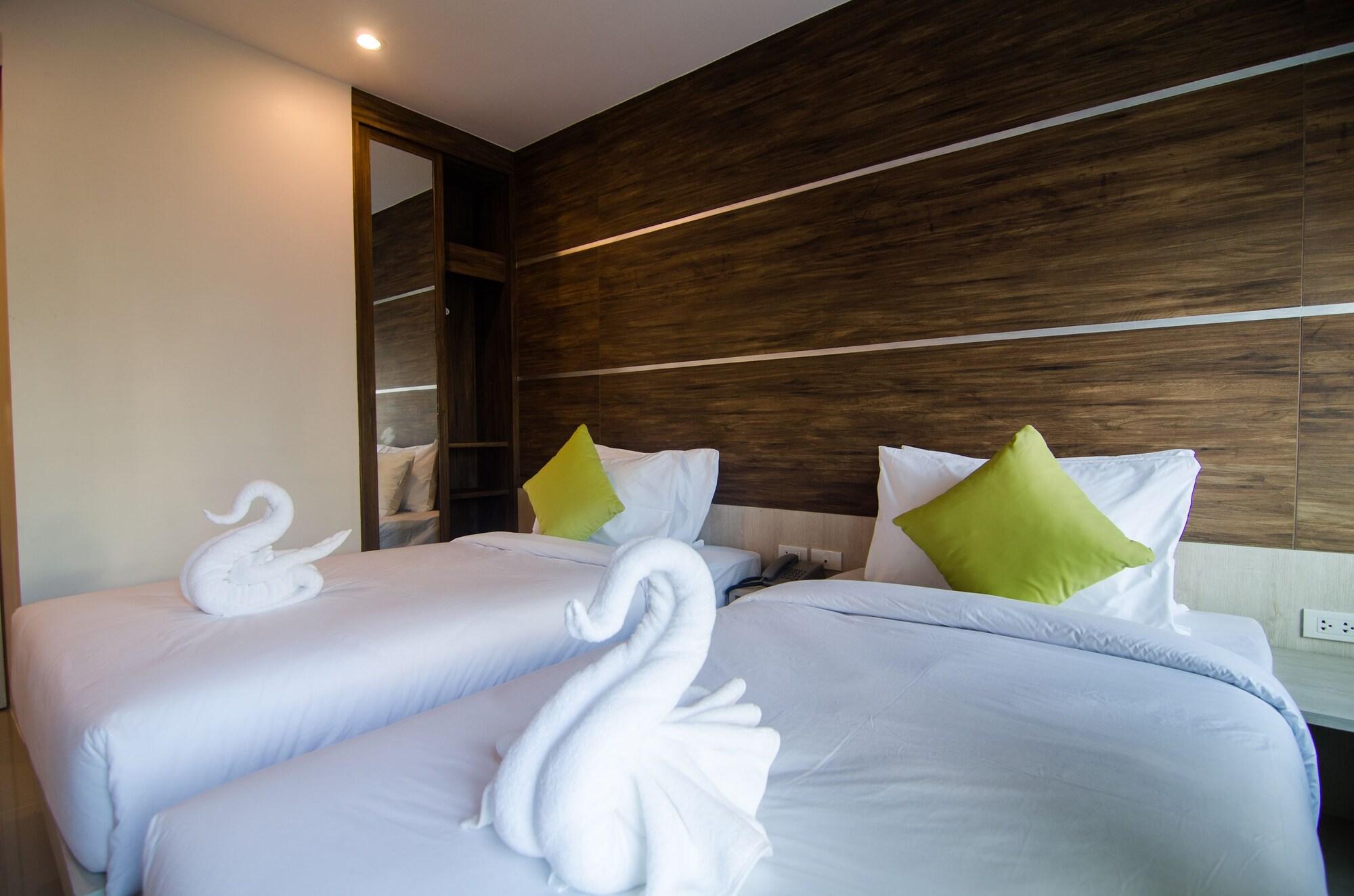 Centro One Bangla Hotel Patong Exterior photo